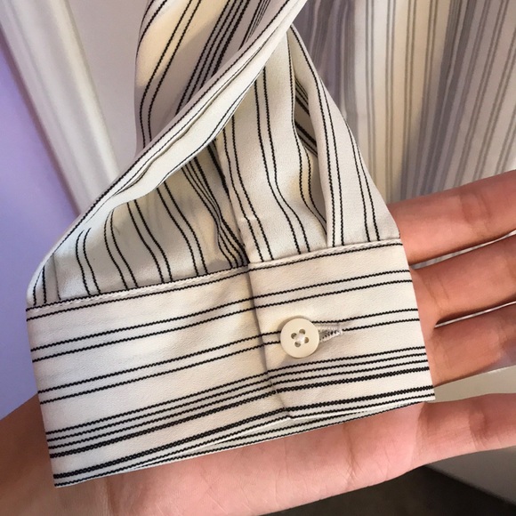 White and black striped dress - Picture 7 of 8